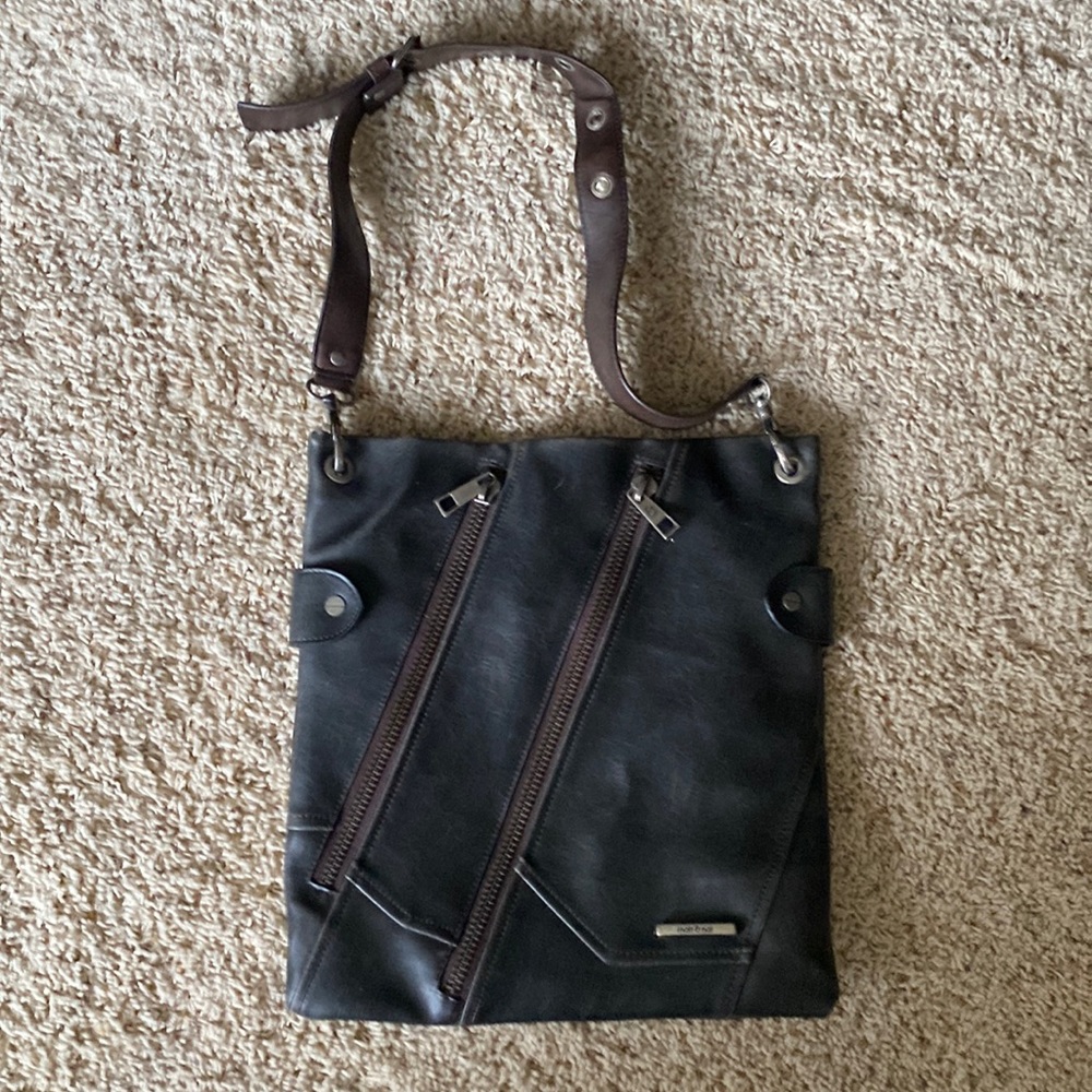 Matt and nat brown leather purse